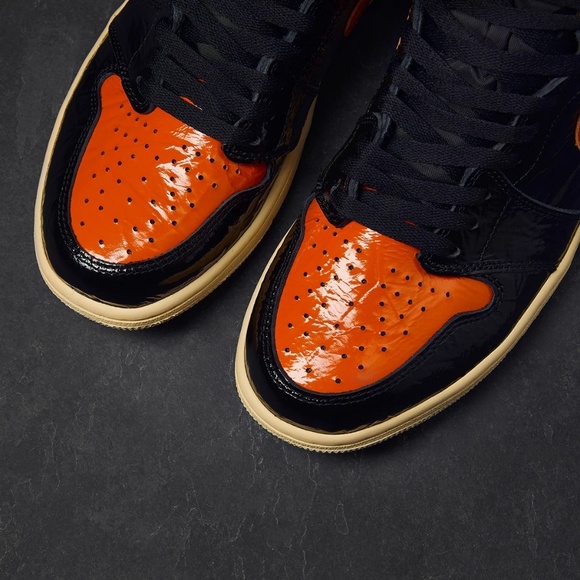Air Jordan 1 "Shattered Backboard 3.0" - Picture 3 of 4